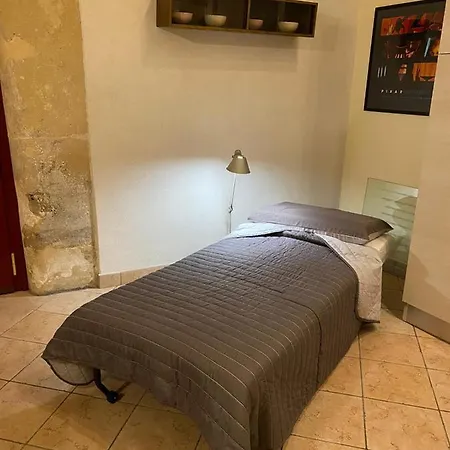 Casa Charleston In Palazzo Nobiliare Al Duomo 아파트 *