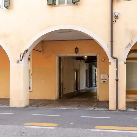Casa Charleston In Palazzo Nobiliare Al Duomo 파도바