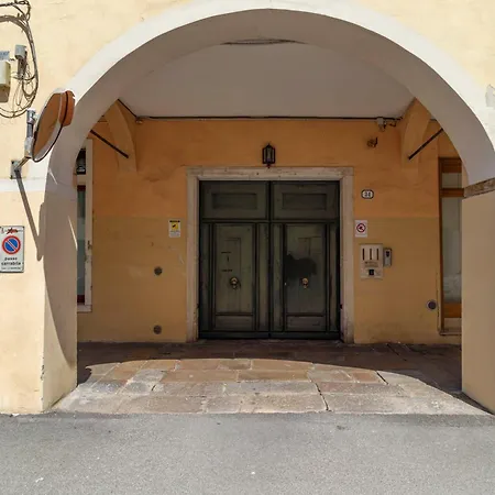 Casa Charleston In Palazzo Nobiliare Al Duomo 파도바